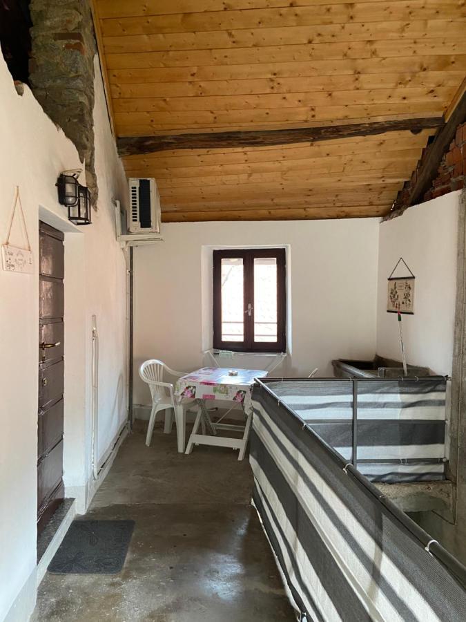 Il Nido Di Tiffany Appartement Massino Visconti Buitenkant foto
