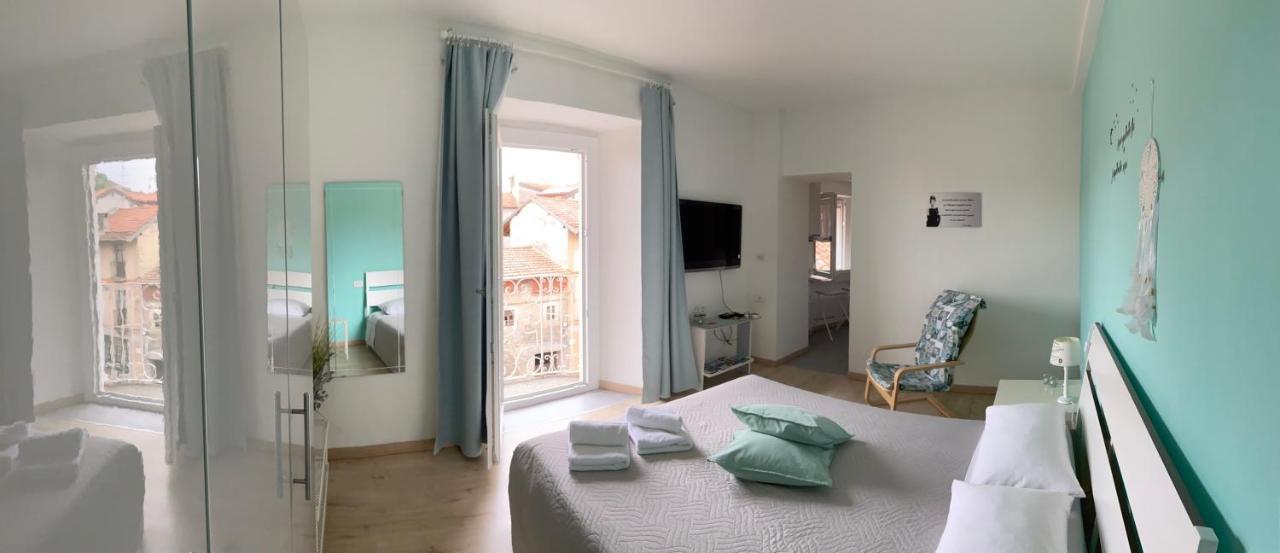Il Nido Di Tiffany Appartement Massino Visconti Buitenkant foto