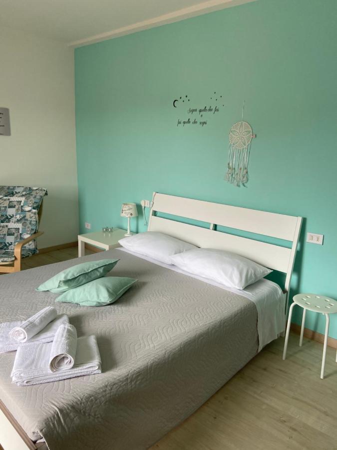 Il Nido Di Tiffany Appartement Massino Visconti Buitenkant foto
