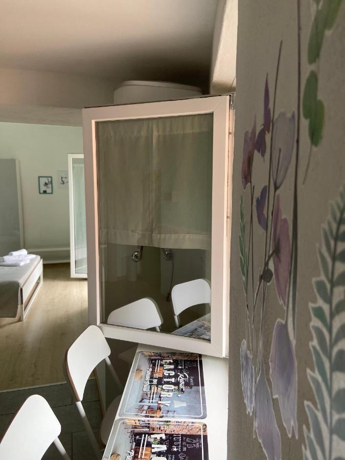 Il Nido Di Tiffany Appartement Massino Visconti Buitenkant foto