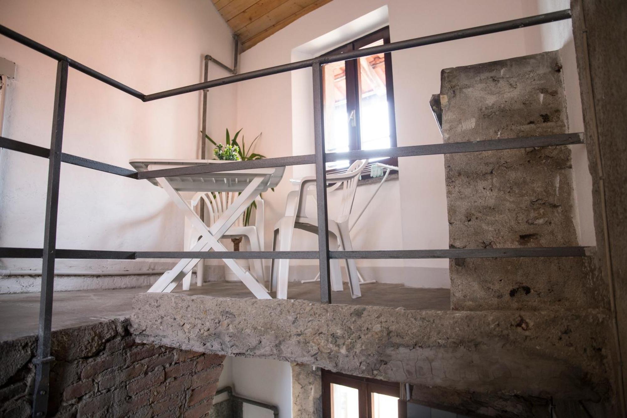 Il Nido Di Tiffany Appartement Massino Visconti Buitenkant foto