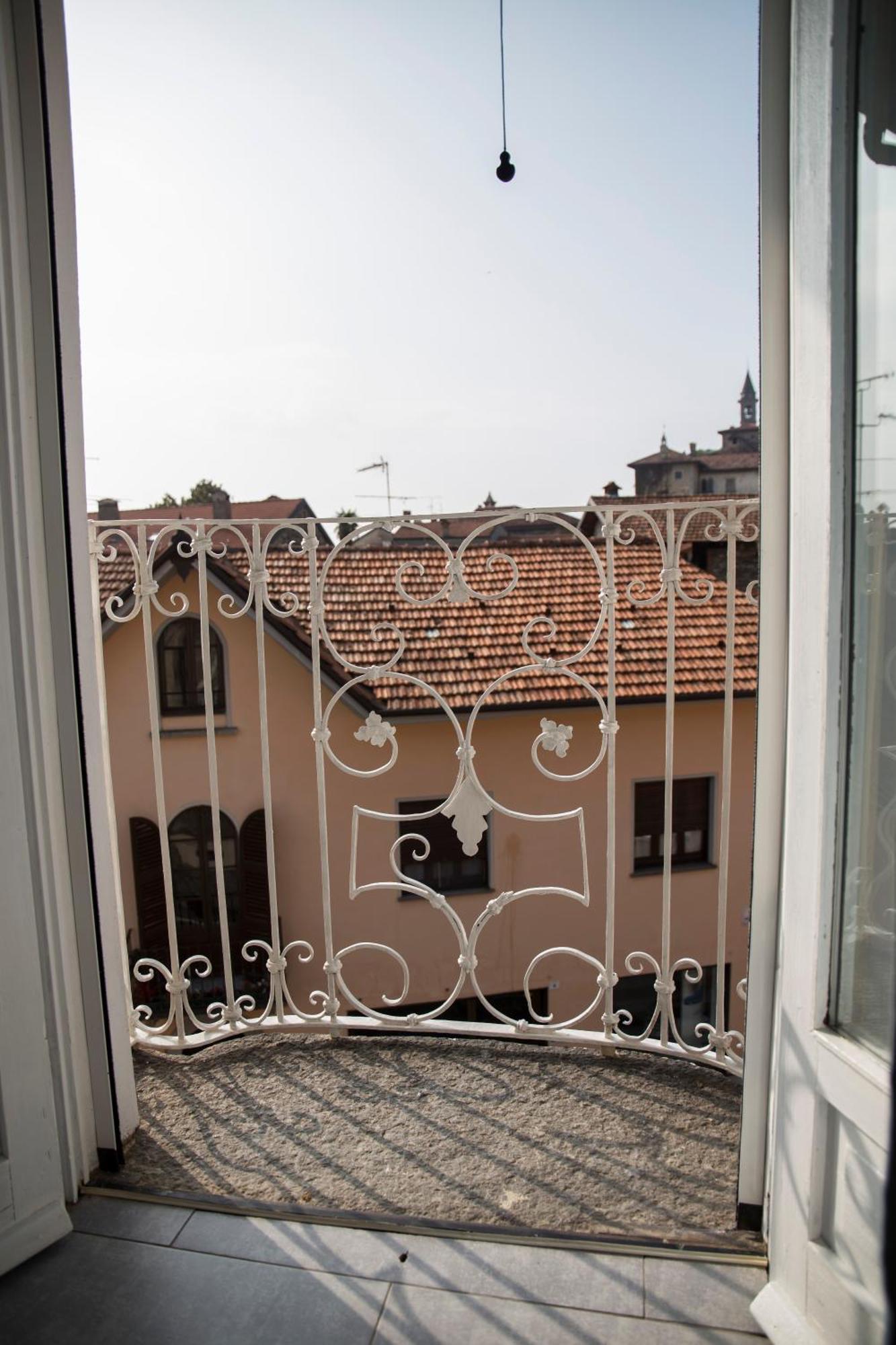 Il Nido Di Tiffany Appartement Massino Visconti Buitenkant foto